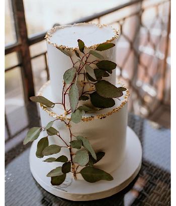 фото Весільний торт з евкаліптом